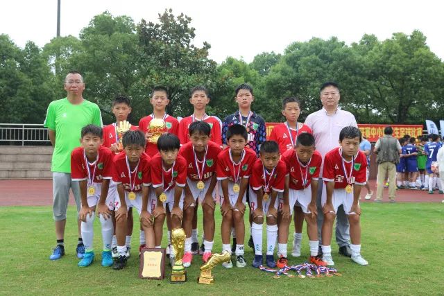 火箭今夏仅剩三件事未完成 阿门提前续约前景成谜？
